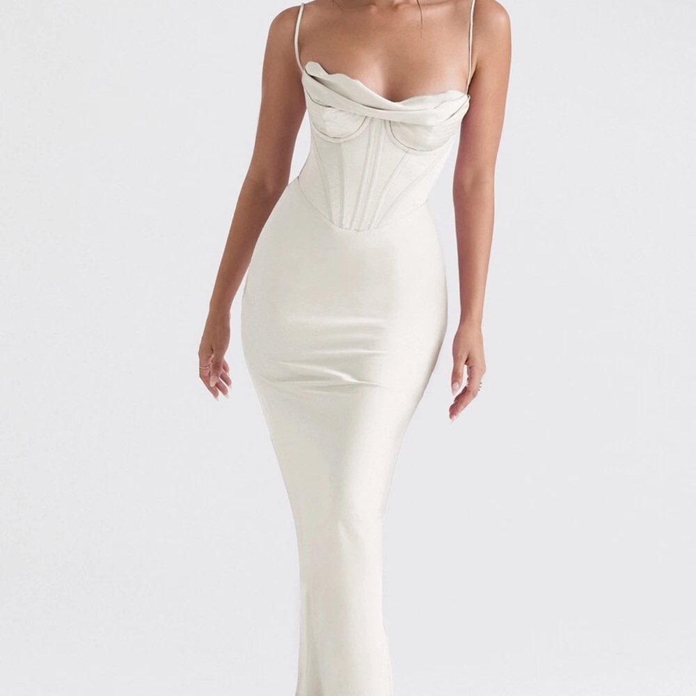 HOUSE OF CB 'Charmaine' Ivory Corset Maxi Dress /Size S Pus Cup
